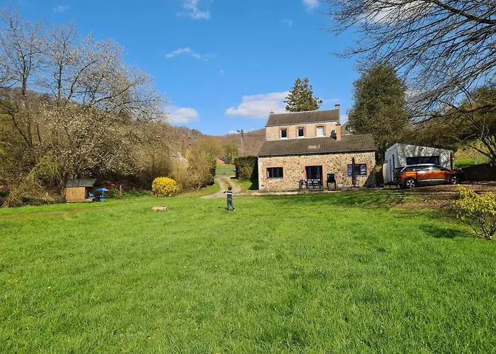 Le Lombry Hébergement de vacances *